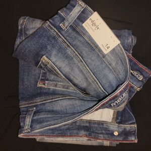 Maurices size 14 regular